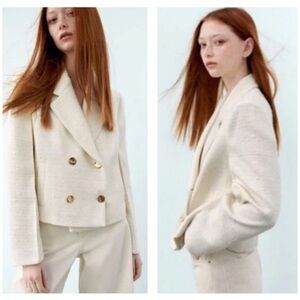 Zara Cream Blazer with Wide Lapels and Structured Shoulders